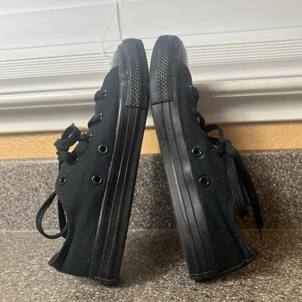 Converse All Star Kids Youth Sz 2 All Black Canvas Sneaker Lace Up Low Top Shoes